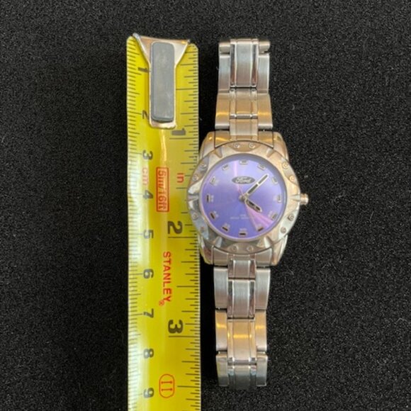 FORD MOTOR COMPANY | Women's Watch Stainless Steel Band-NEW Battery - Picture 11 of 12